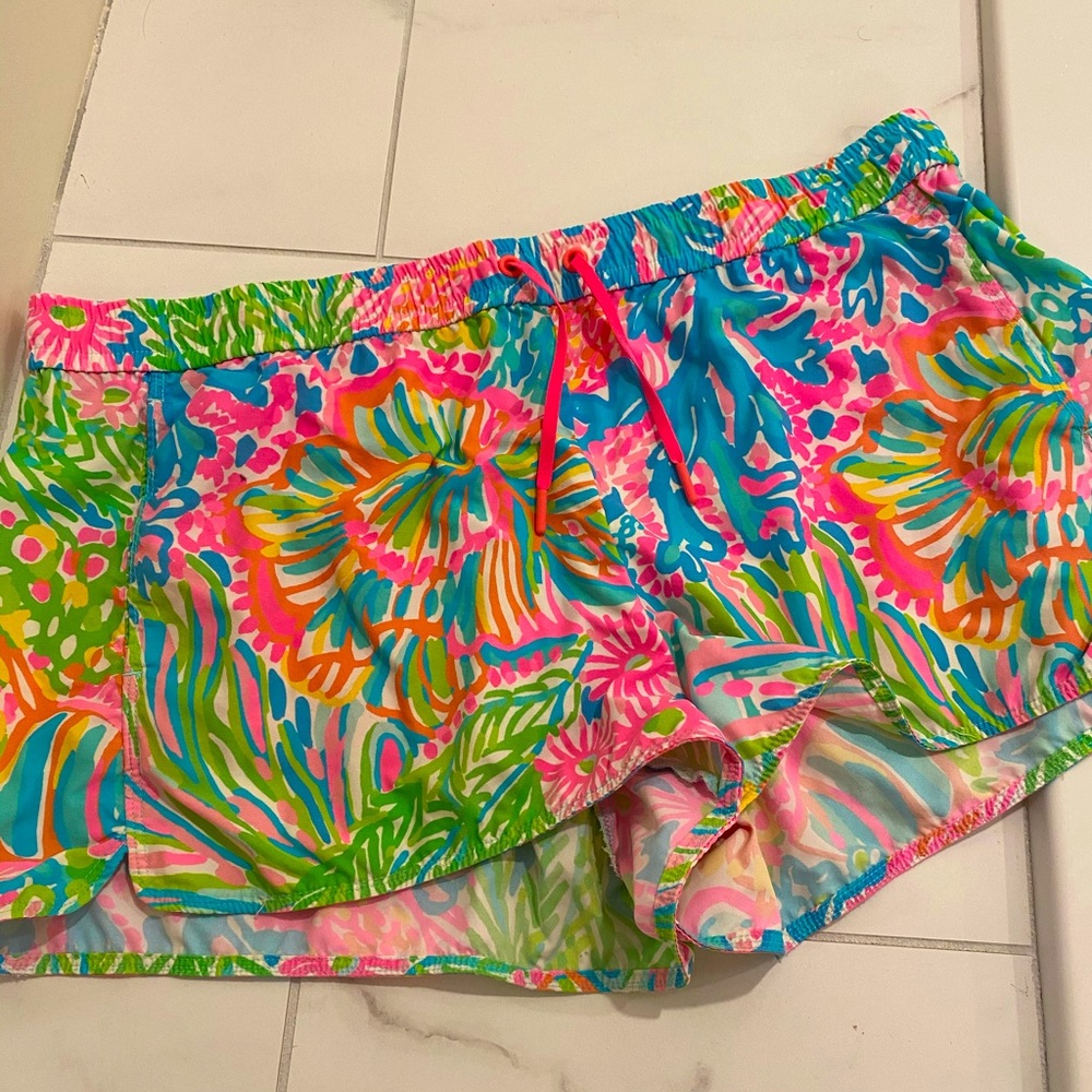 Lilly Pulitzer luxletic shorts XL